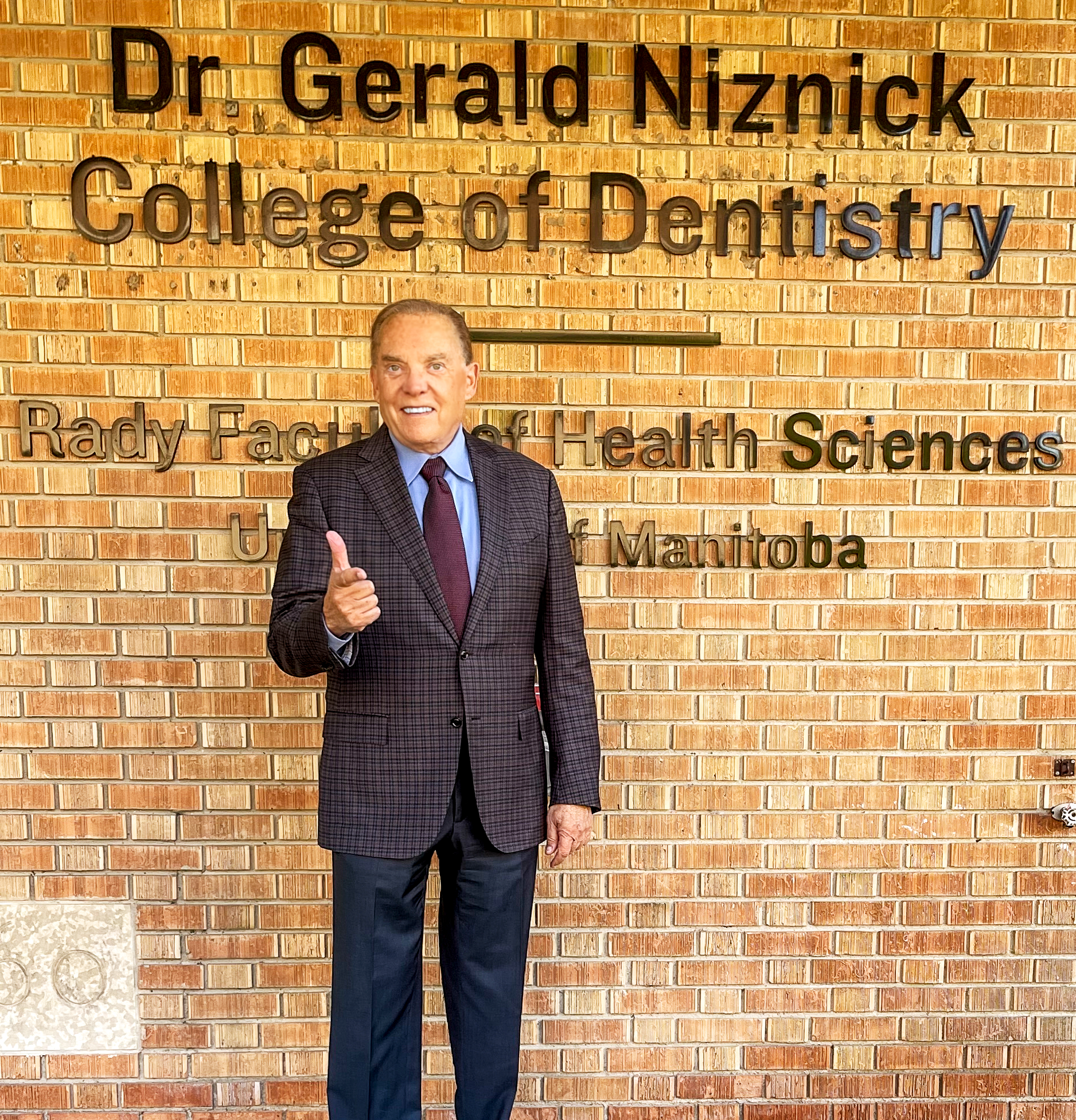 Dr. Gerald Niznick, DMD, MSD